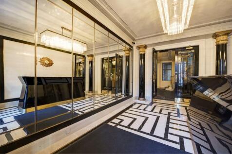 30 bryanston court 364096 foyer_RGB.jpg