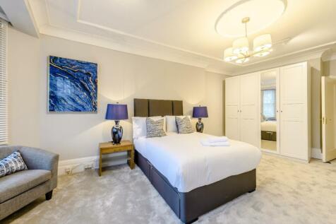 8451956-interior16.jpg