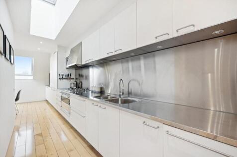 52 17 hall road 7.jpg