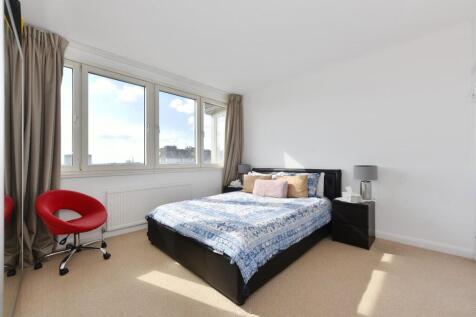 Flat 65 Raynham (10).JPG
