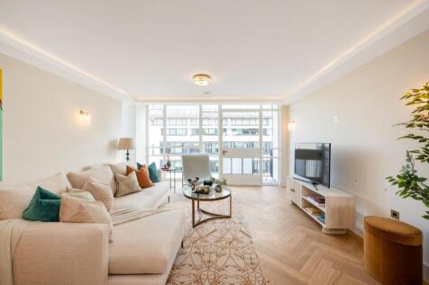 23 Ambika House Hi-3.jpg