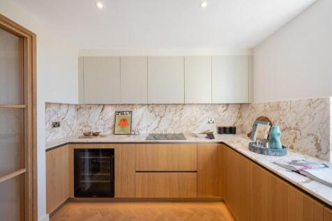 23 Ambika House Hi-13.jpg