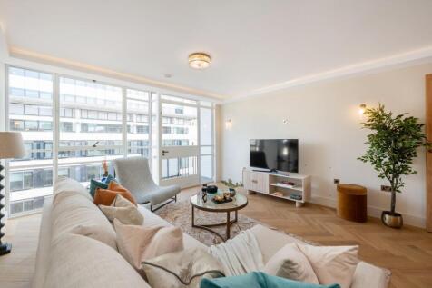 23 Ambika House Hi-16.jpg