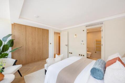23 Ambika House Hi-23.jpg