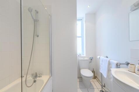 8442890-interior12.jpg
