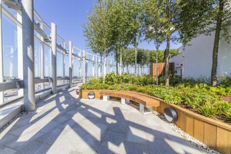 roof garden sky gardens 2.jpg