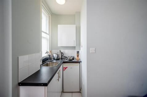 8435845-interior05.jpg