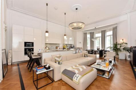 First Floor Flat, 138 Park Lane (11).JPG