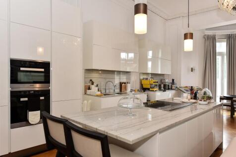 First Floor Flat, 138 Park Lane (12).JPG