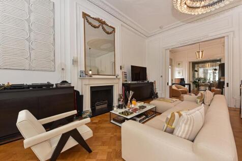 First Floor Flat, 138 Park Lane (14).JPG
