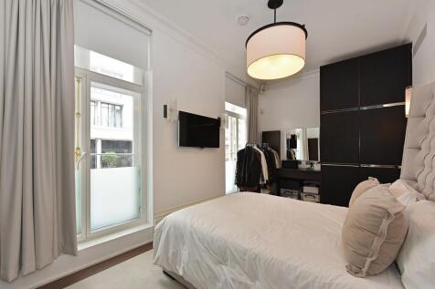 First Floor Flat, 138 Park Lane (2).JPG