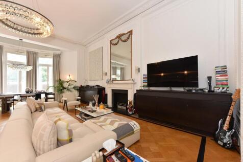 First Floor Flat, 138 Park Lane (10).JPG