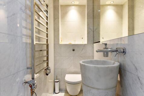 First Floor Flat, 138 Park Lane (1).JPG