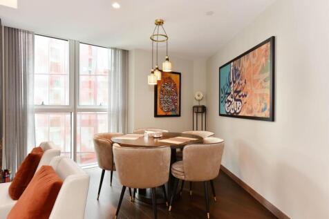 Flat 1104 Dahlia House(13).JPG