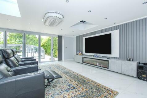 living room 2.jpg