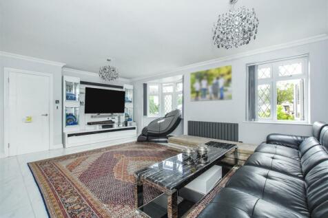living room 5.jpg