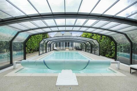swimming pool 7.jpg