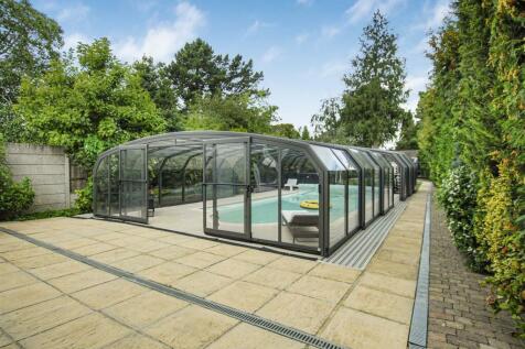swimming pool 5.jpg