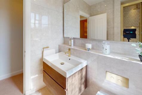 Flat-102-Montagu-Mansions-Bathroom.jpg