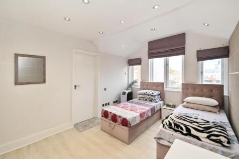 28-Alexandra-Court (10).JPG