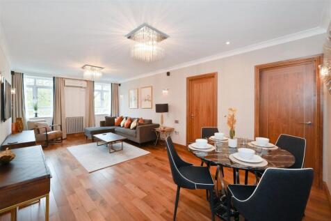 10-Barrie-House (1).JPG