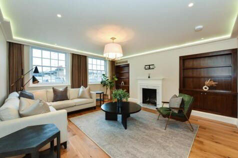 3, 9 Curzon Street (3).JPG