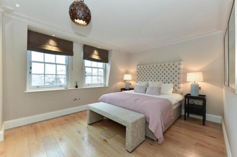 3, 9 Curzon Street (11).JPG