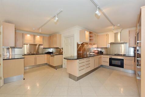 G-1-Eaton-Square (8).JPG