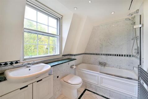 F-1-Eaton-Square (13).JPG