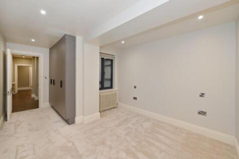 2-12-Welbeck-Street (16).JPG