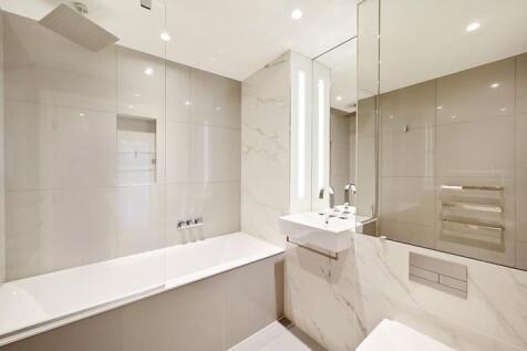 1707-South-Quay-Plaza (11)-700.jpg