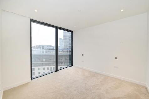 1707-South-Quay-Plaza (8)-700.jpg