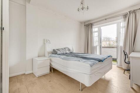 West Kensington Court 74-5.jpg