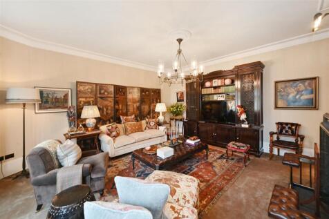 3-13-Sloane-Court-West (10).JPG