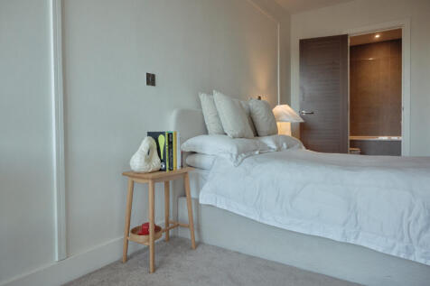 Primary / Ensuite