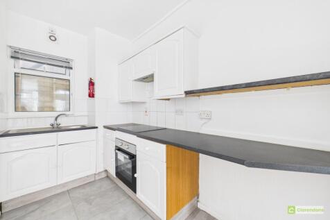 CAM02528G0-PR0416-STILL003