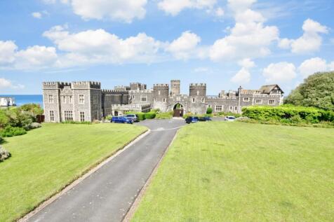 Kingsgate castle ...