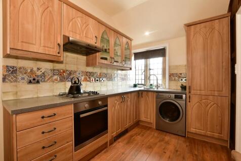 Kingsgate castle ...