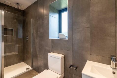 Bedroom 2 En-Suite