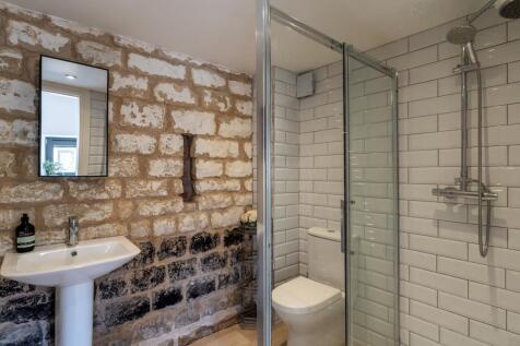 Bedroom 2 En-Suite