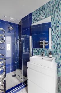 Bedroom 2 En-Suite