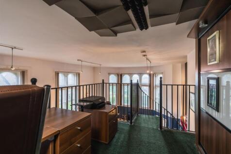 Office/Mezzanine