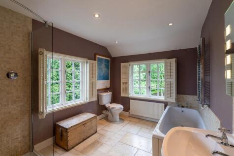 Master En-Suite