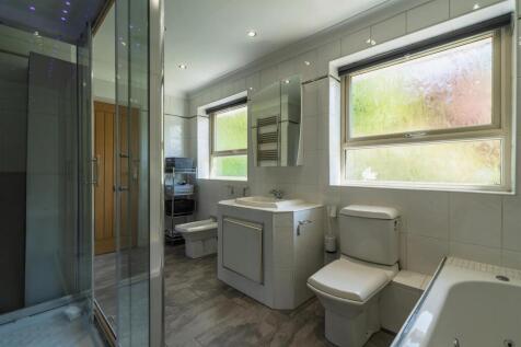 Jack-and-Jill Bathroom