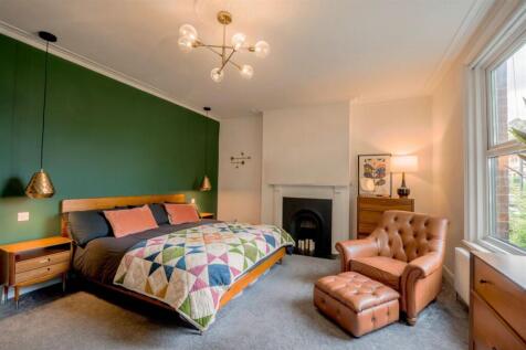 Principal Bedroom