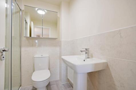 Master En-Suite