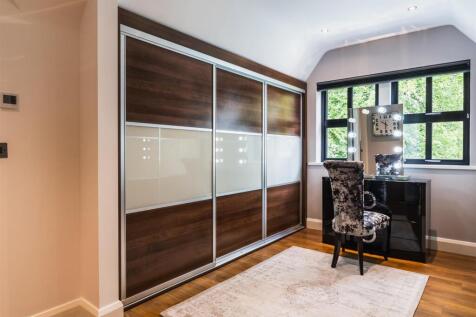 Master Dressing Room