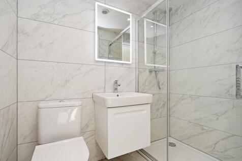 Master En-Suite