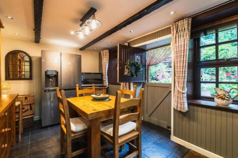 Breakfast Room