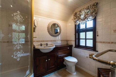 Bedroom 2 En-Suite Shower Room